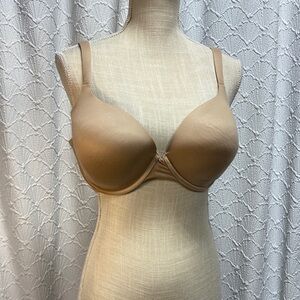 Victoria's Secret‎ size 38D Nude Underwire Bra lined perfect coverage tan comfy
